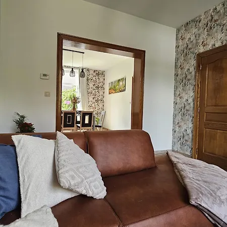 Maison 3 Chambres, Garage Et Jardin ヴィラ モンス