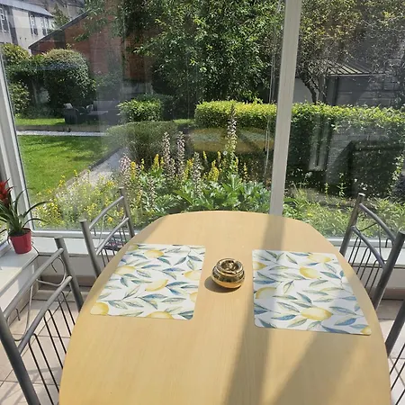 Maison 3 Chambres, Garage Et Jardin Villa