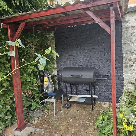 ヴィラ Maison 3 Chambres, Garage Et Jardin *