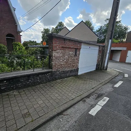 Villa Maison 3 Chambres, Garage Et Jardin *