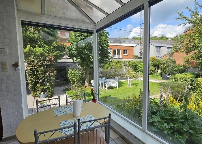 Villa Maison 3 Chambres, Garage Et Jardin *