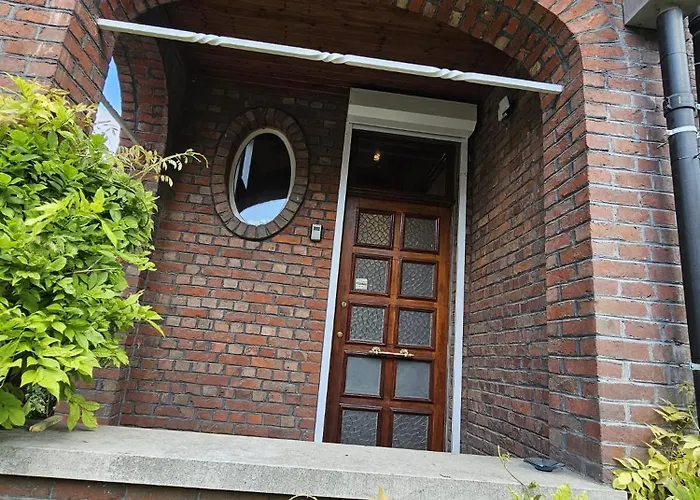 Villa Maison 3 Chambres, Garage Et Jardin